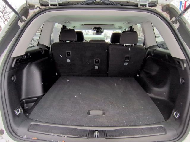 Used 2024 Jeep Grand Cherokee Laredo X image 24