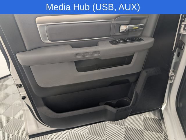 Used 2017 RAM 1500 Big Horn RWD image 12