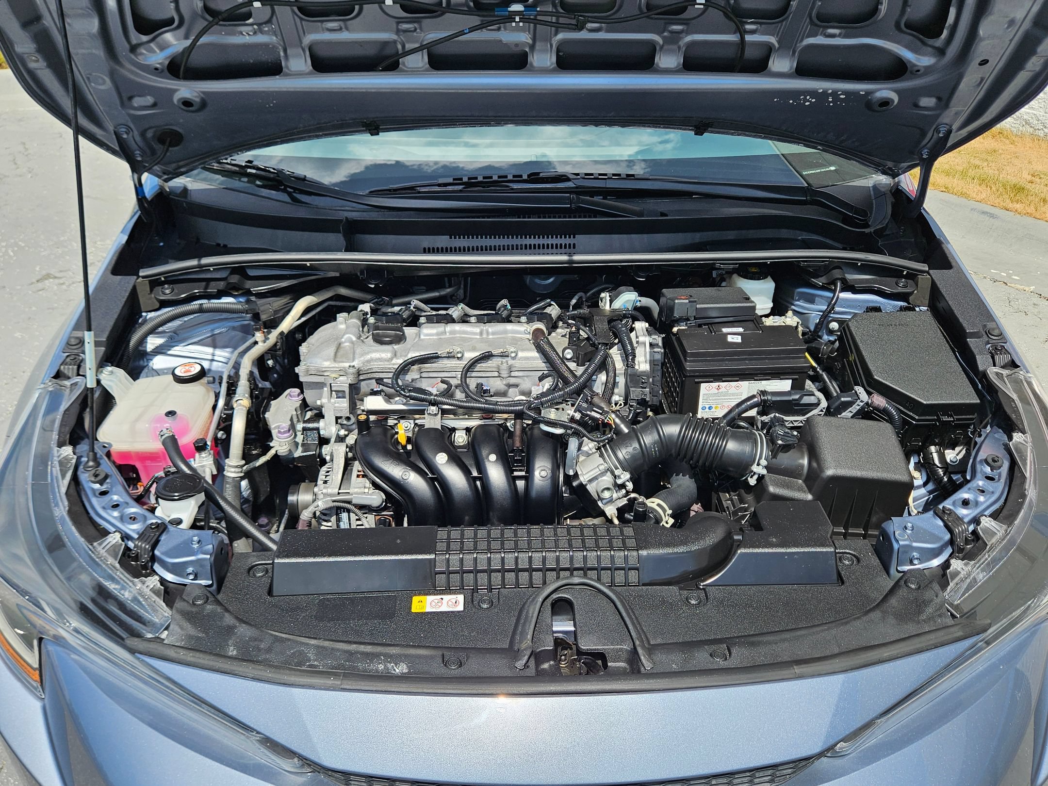 Used 2022 Toyota Corolla LE FWD image 31