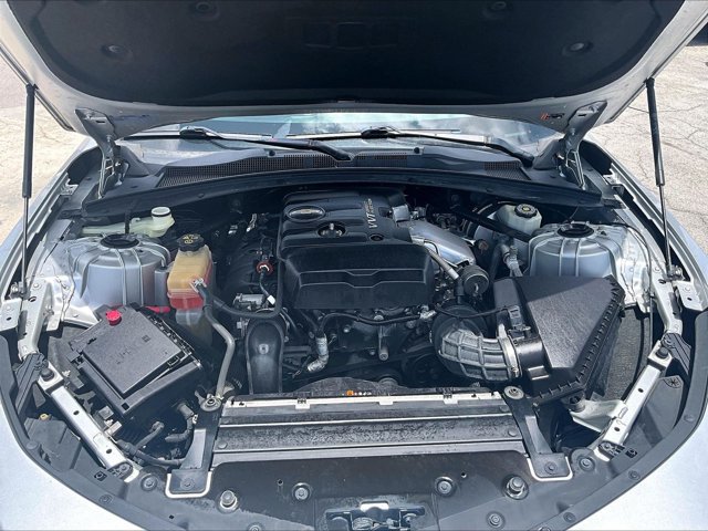 Used 2019 Chevrolet Camaro LT RWD image 11