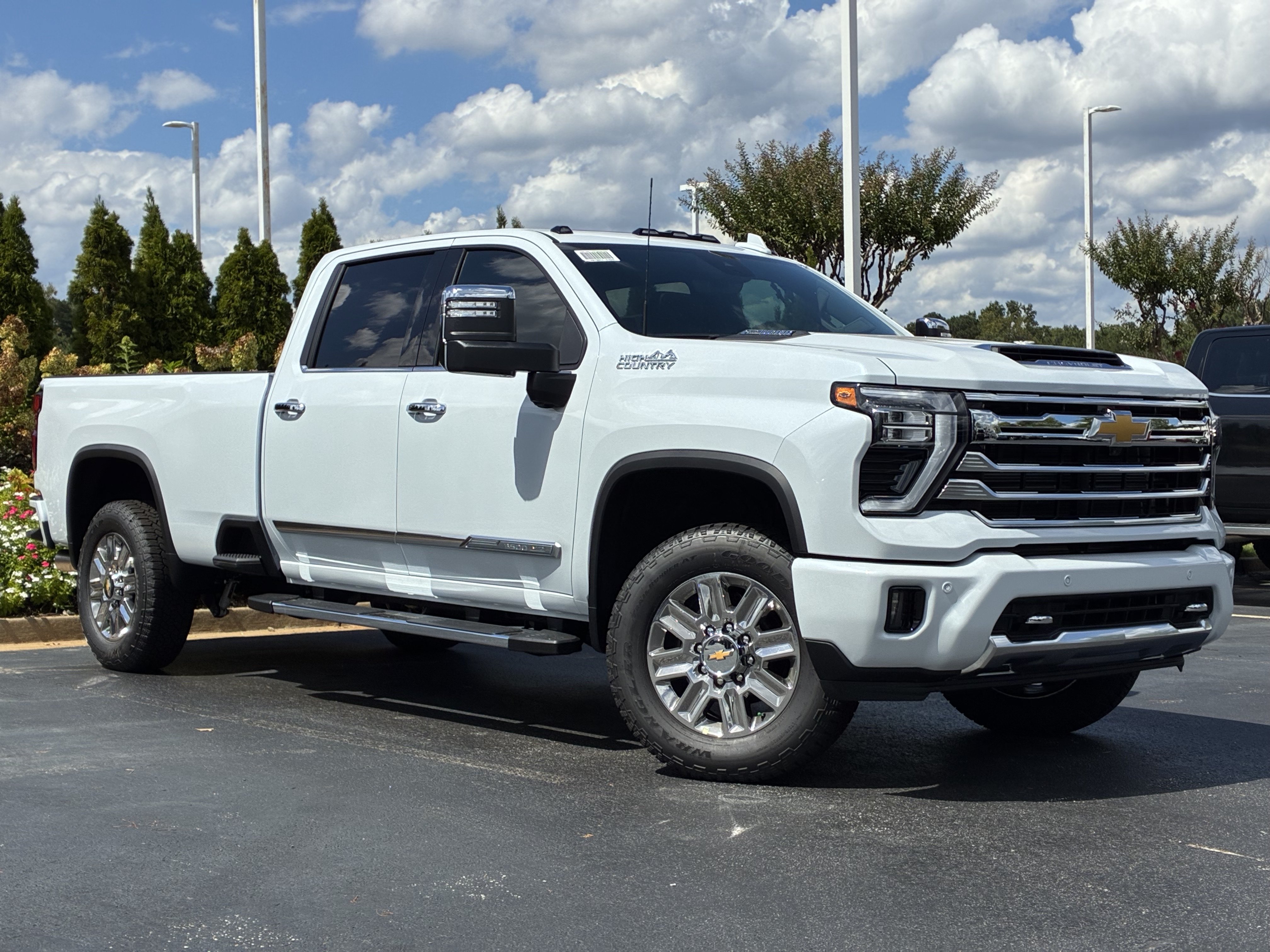 New 2026 Chevrolet Silverado 3500 High Country w/ High Country Premium Package AWD/4WD image 2