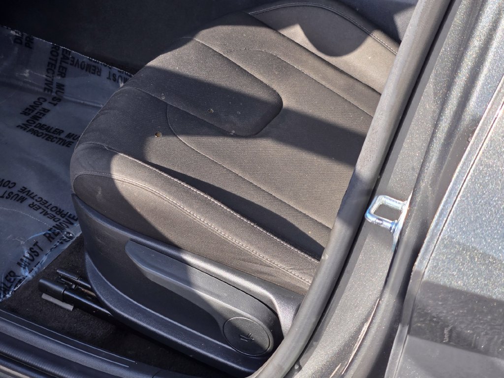 Certified 2025 Hyundai Elantra Sport FWD image 28