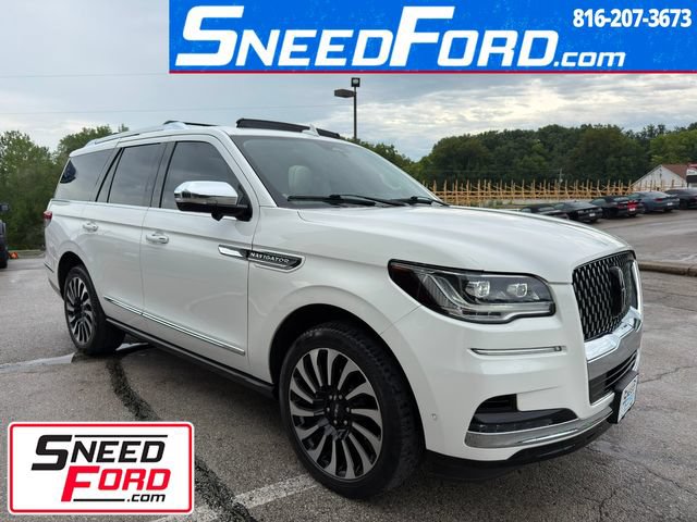 Used 2023 Lincoln Navigator Black Label AWD/4WD image 1