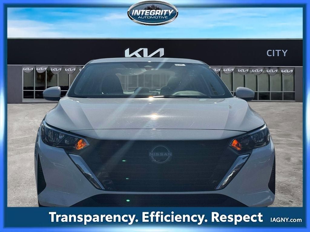 Used 2024 Nissan Sentra SV FWD image 2