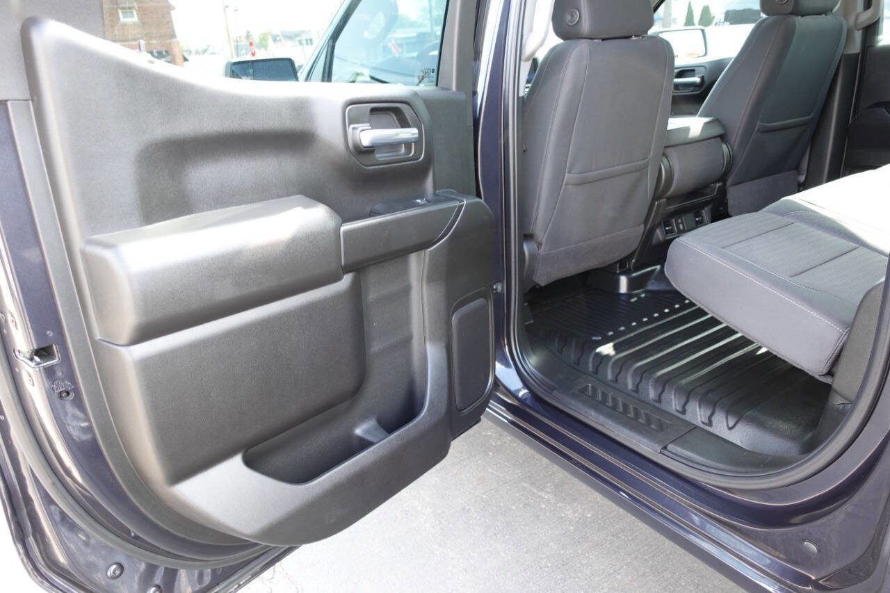 Used 2024 Chevrolet Silverado 1500 W/T w/ WT Fleet Convenience Package AWD/4WD image 18