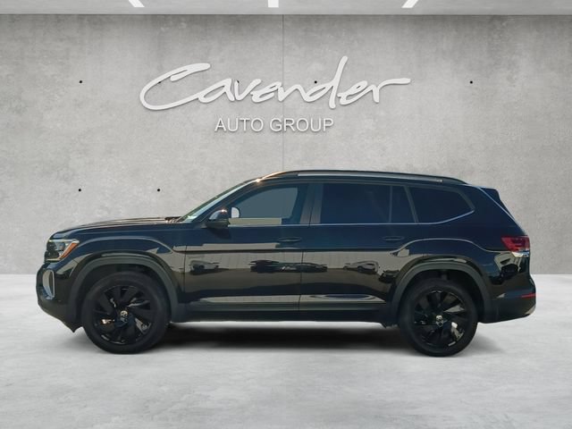 Used 2024 Volkswagen Atlas SE FWD image 13