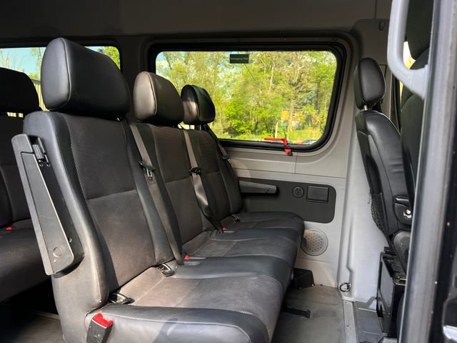 Used 2018 Mercedes-Benz Sprinter 2500 image 18