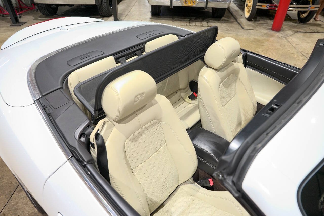Used 2014 Jaguar XKR R RWD image 18