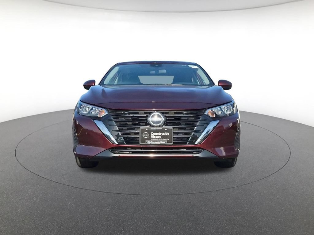 Used 2025 Nissan Sentra SV FWD image 2