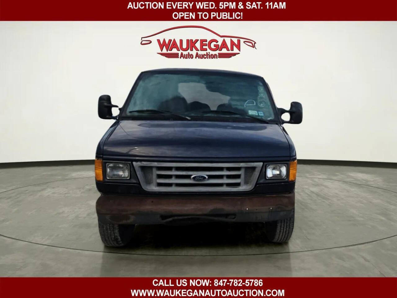 Used 2004 Ford E-250 and Econoline 250 Extended image 2