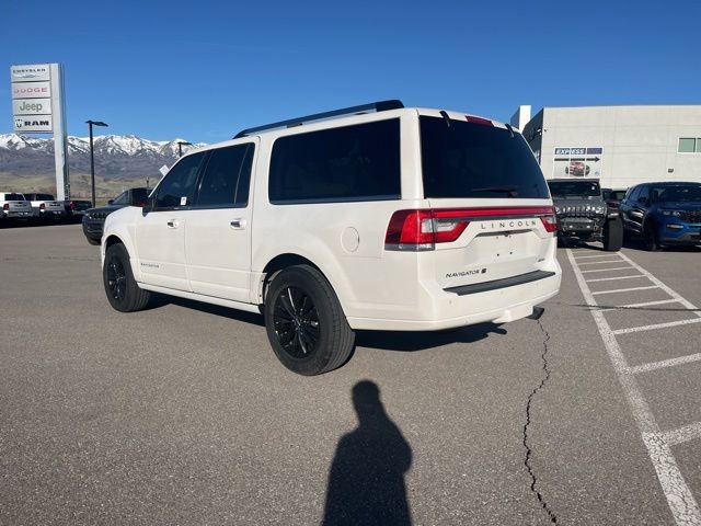 Used 2016 Lincoln Navigator L Select image 5