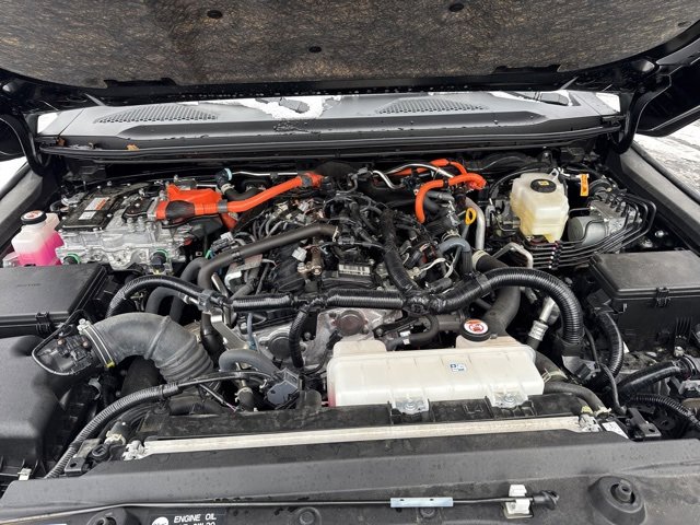 Used 2025 Toyota Land Cruiser image 29