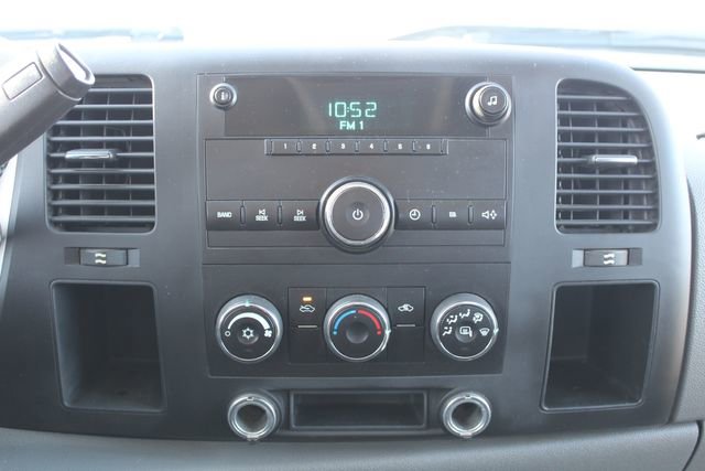 Used 2010 Chevrolet Silverado 3500 W/T image 17