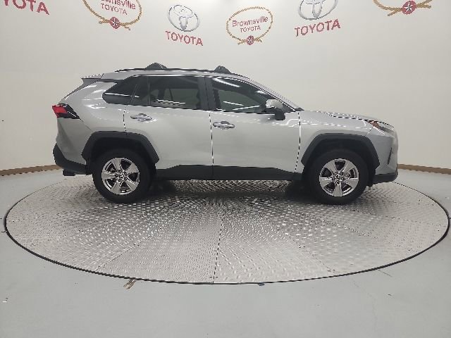 Certified 2025 Toyota RAV4 XLE FWD image 3