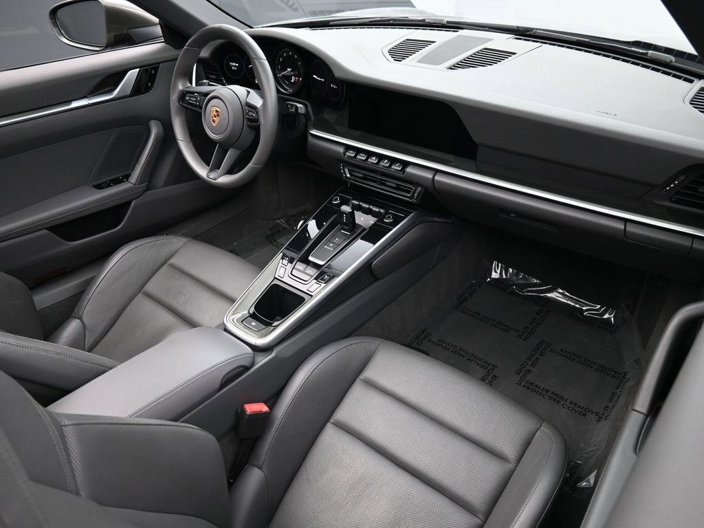 Used 2021 Porsche 911 Targa 4S w/ Sportdesign Package image 22