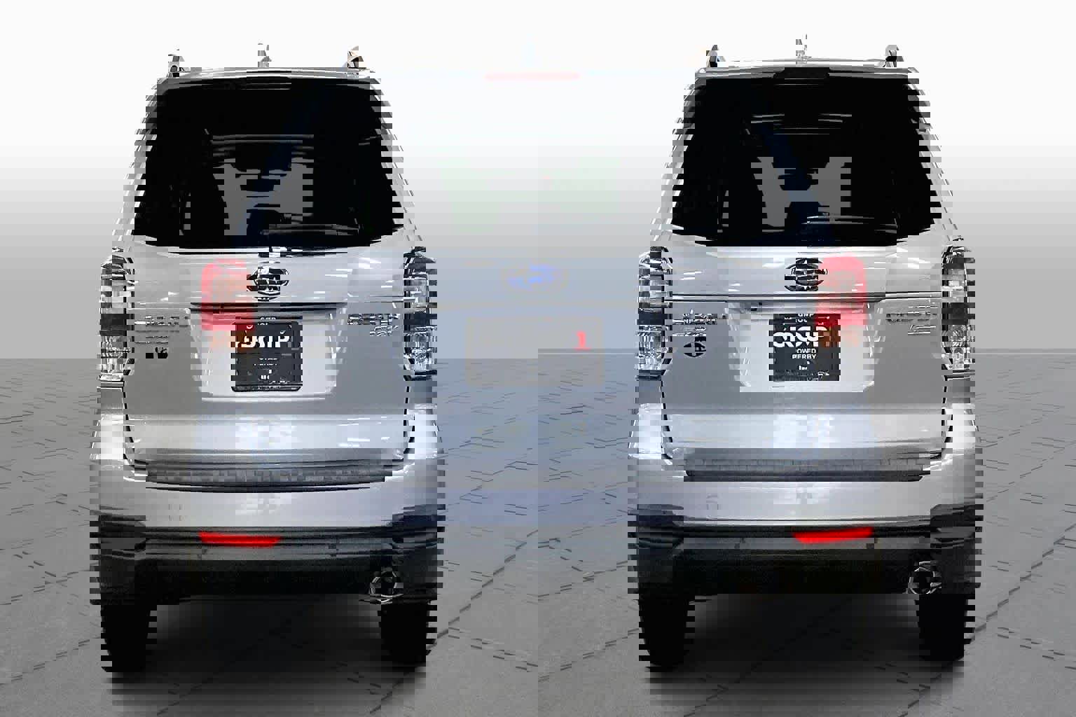 Used 2017 Subaru Forester 2.5i Touring AWD/4WD image 6