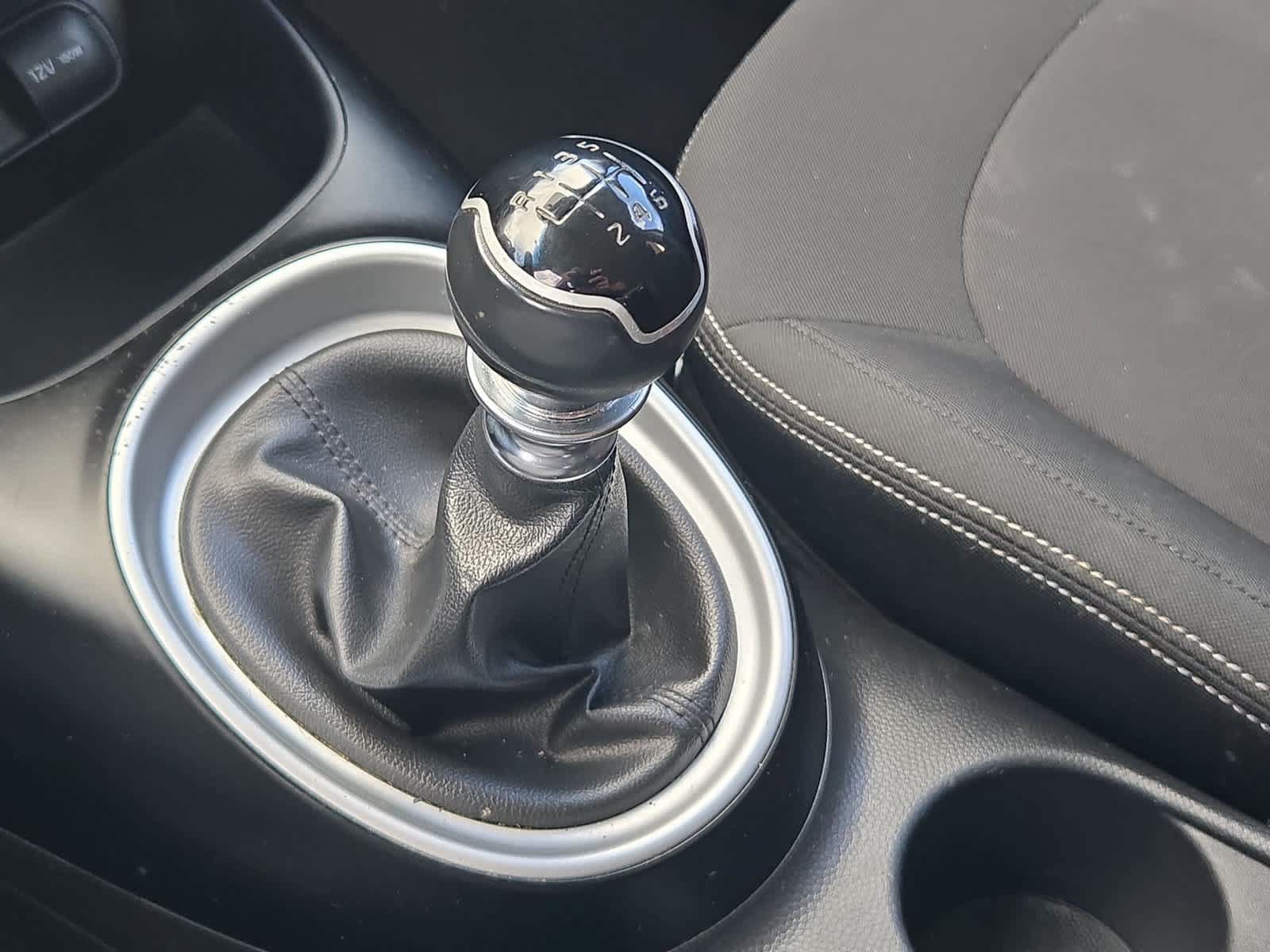 Used 2014 Kia Soul FWD image 30
