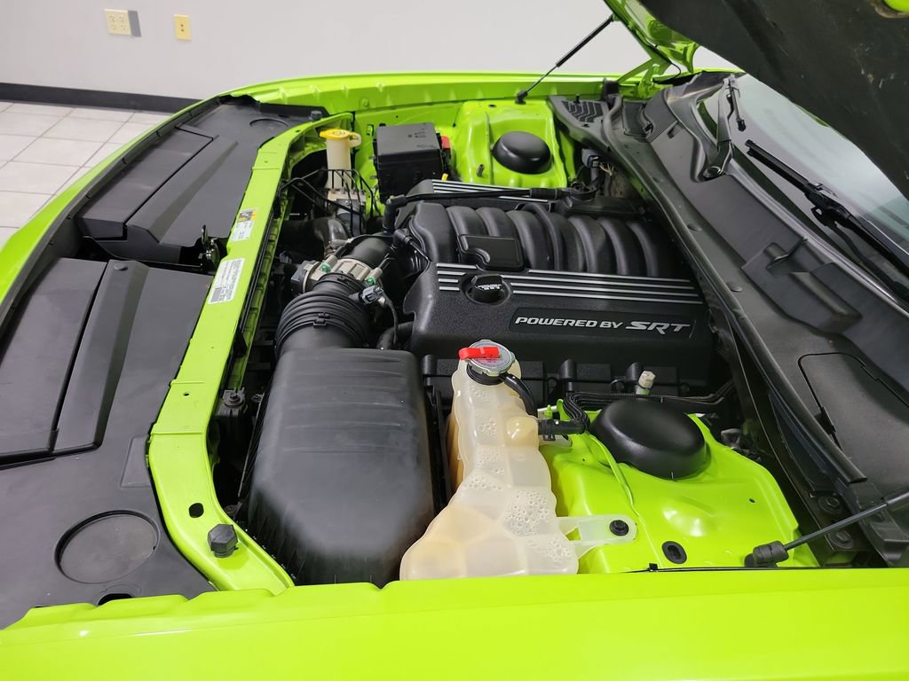 Used 2015 Dodge Challenger R/T Scat Pack w/ Leather Interior Group RWD image 44