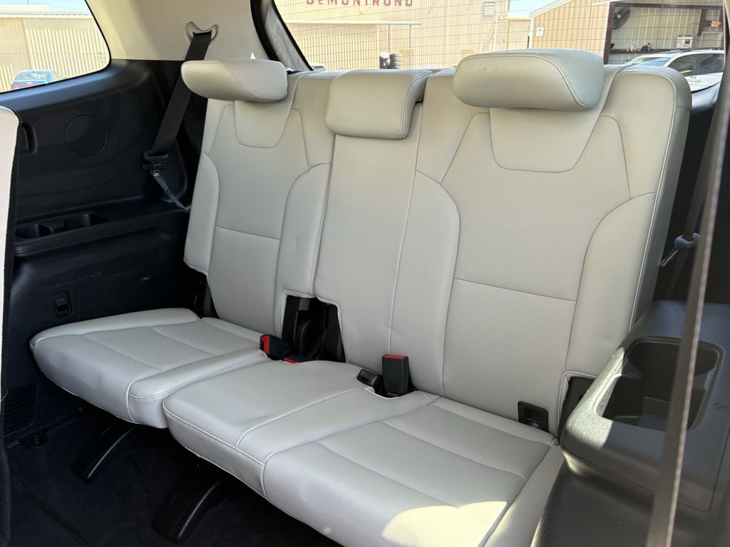 Used 2020 Kia Telluride EX image 25