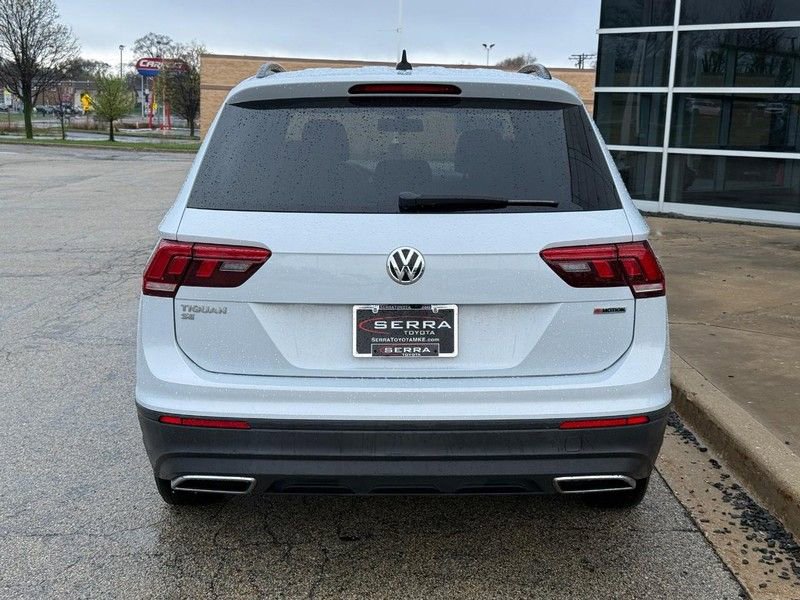 Used 2019 Volkswagen Tiguan SE w/ Panoramic Sunroof Package AWD/4WD image 4