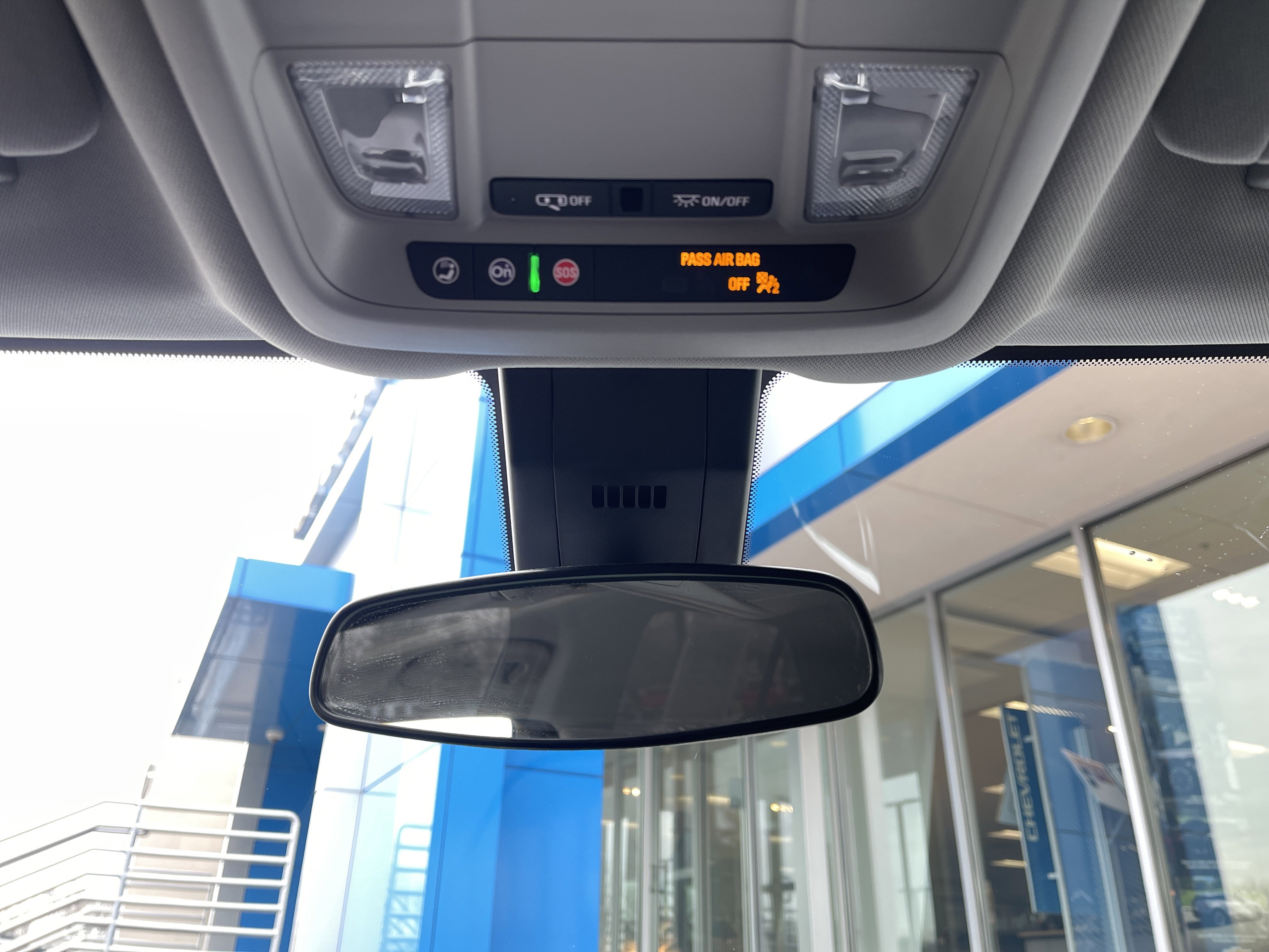 Used 2023 Chevrolet Equinox LT image 25