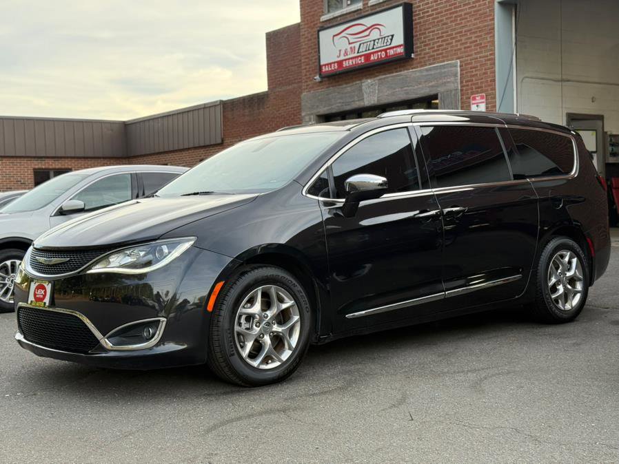 Used 2019 Chrysler Pacifica Limited