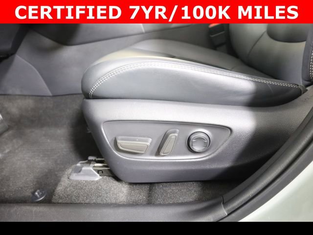 Used 2020 Toyota RAV4 XLE Premium image 22