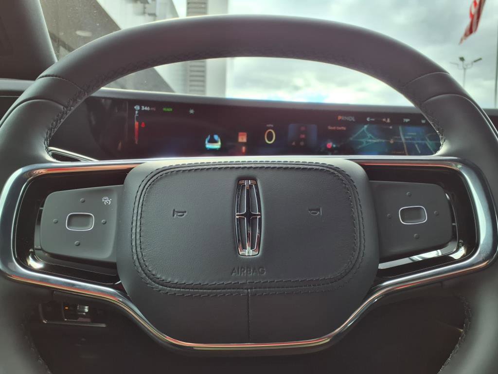 New 2025 Lincoln Nautilus Reserve w/ Jet Appearance Package image 25