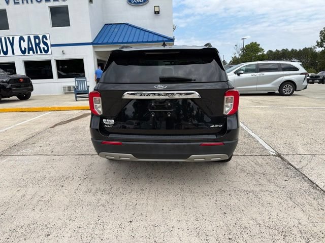 Used 2023 Ford Explorer XLT w/ Equipment Group 202A AWD/4WD image 21