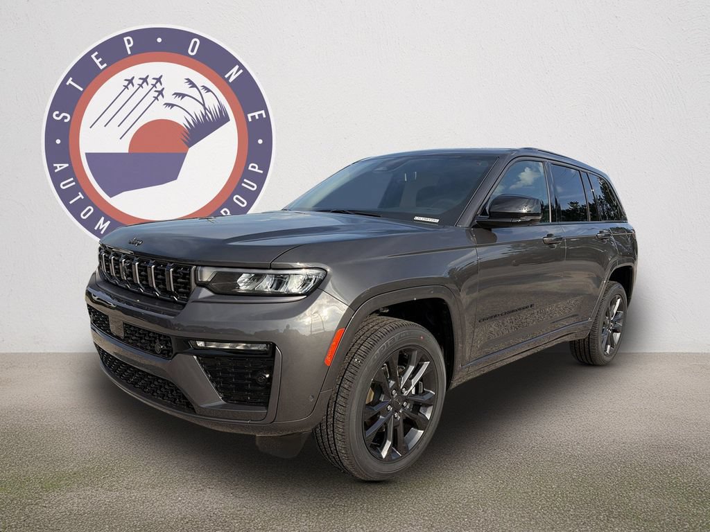 New 2026 Jeep Grand Cherokee Limited AWD/4WD image 2