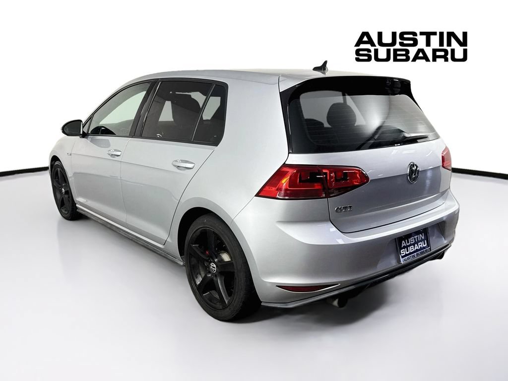 Used 2016 Volkswagen Golf 4-Door FWD image 5