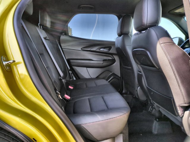 Used 2023 Chevrolet TrailBlazer RS w/ Convenience Package AWD/4WD image 31