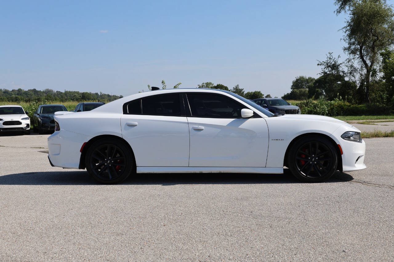 Used 2021 Dodge Charger R/T w/ Performance Handling Group RWD image 7