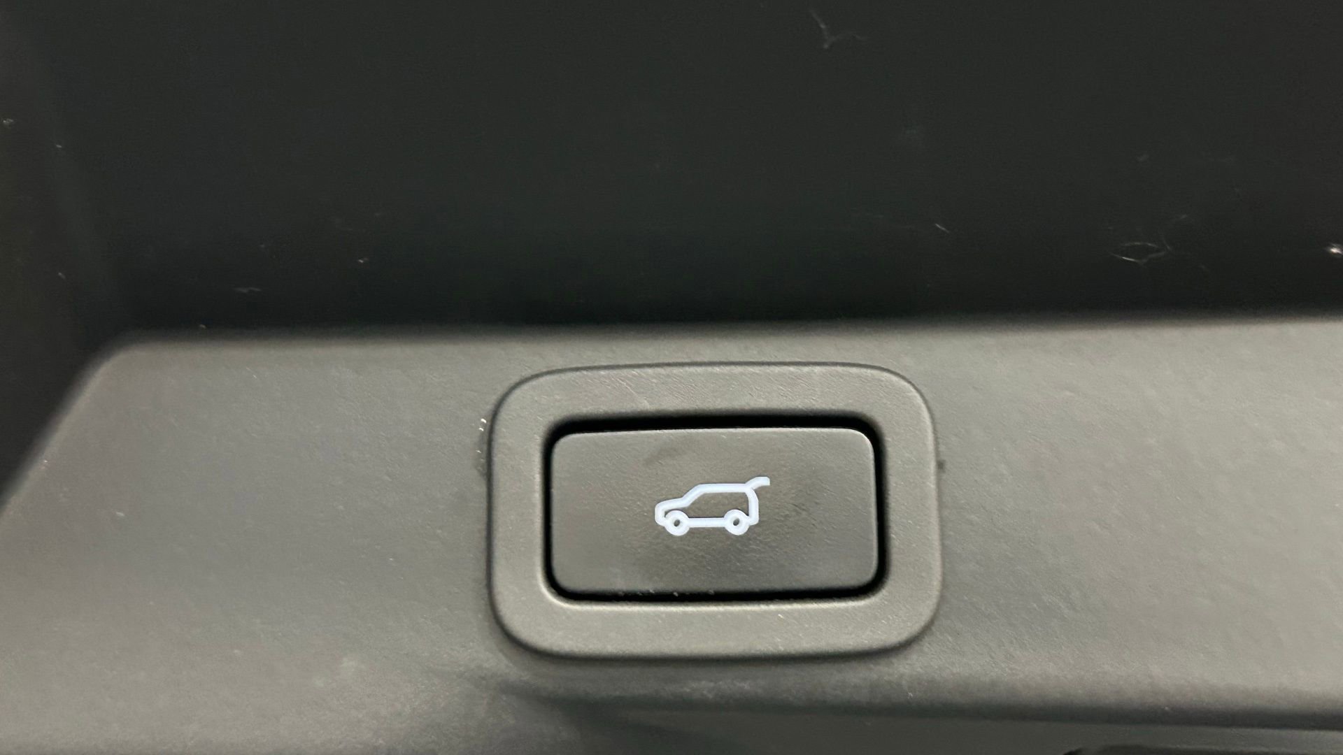 Used 2016 Land Rover Range Rover Sport HSE AWD/4WD image 26