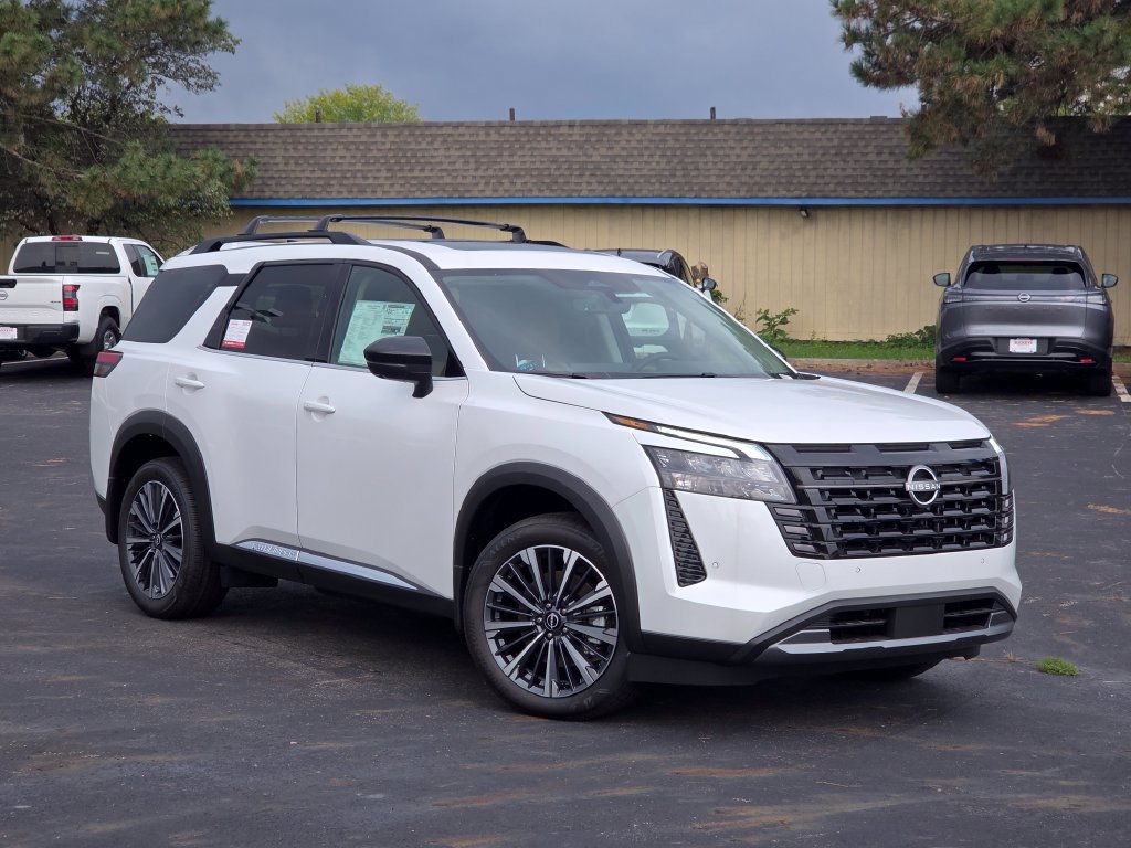 New 2026 Nissan Pathfinder Platinum
