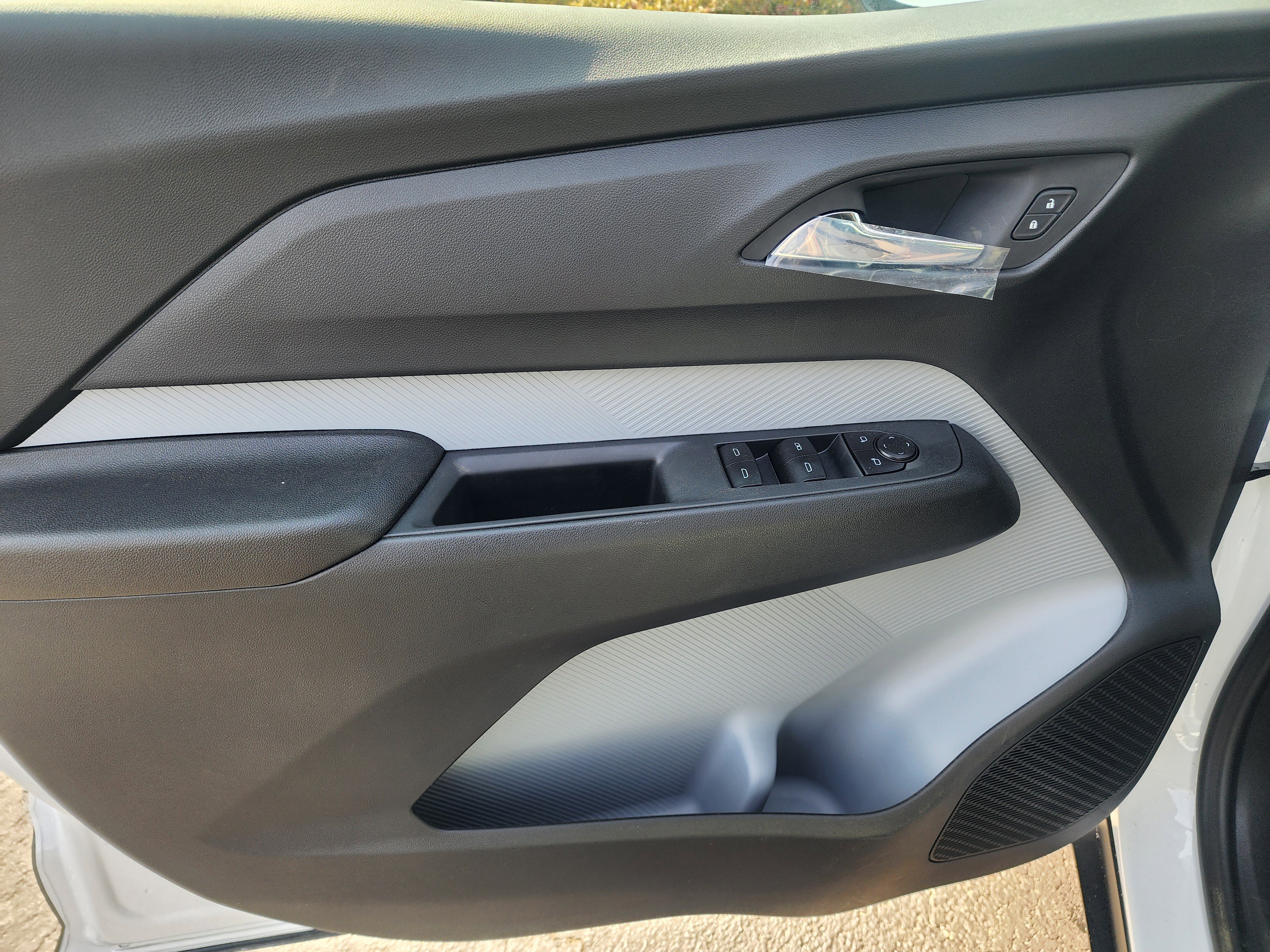 New 2027 Chevrolet Bolt RS FWD image 24