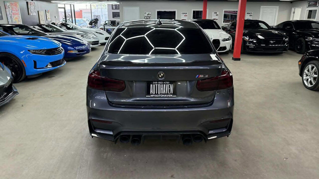 Used 2018 BMW M3 RWD image 4
