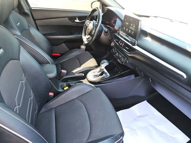 Used 2021 Kia Forte GT-Line w/ GT-Line Premium Package image 11