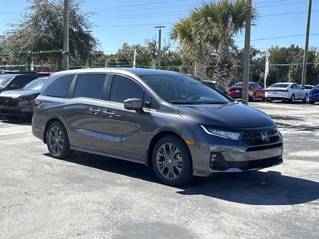New 2026 Honda Odyssey Touring image 5