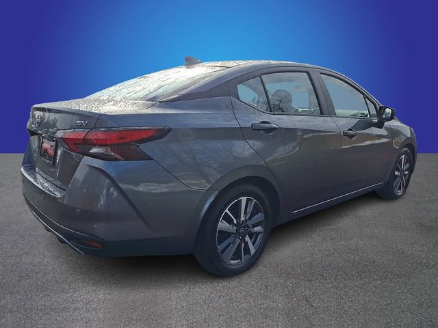 Used 2023 Nissan Versa SV image 4