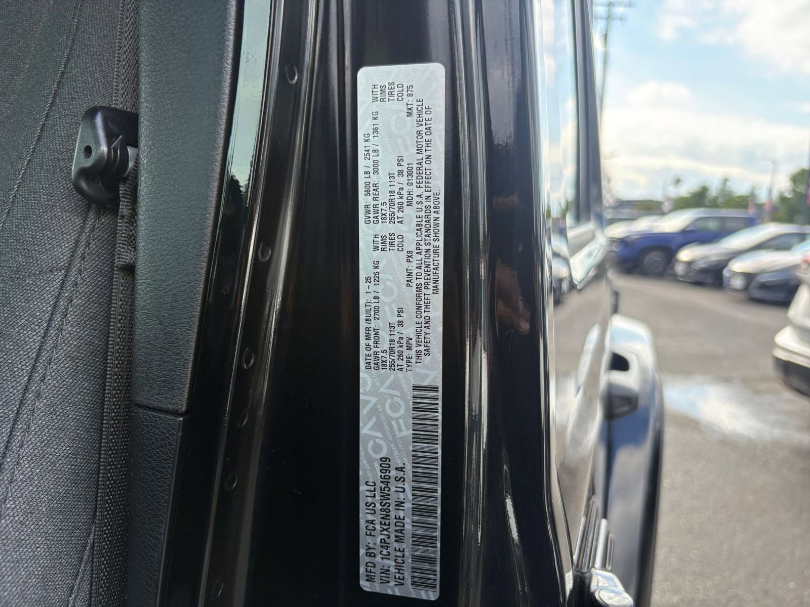 Used 2025 Jeep Wrangler Unlimited Sahara AWD/4WD image 29