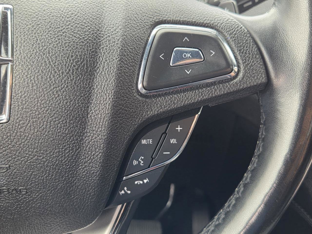 Used 2019 Lincoln MKC Reserve w/ MKC Climate Package image 25