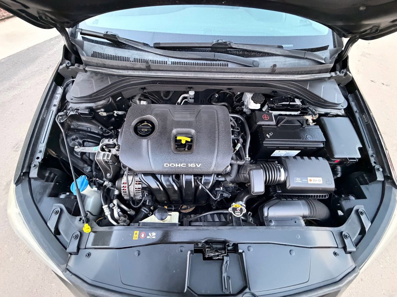 Used 2017 Hyundai Elantra Value Edition image 25