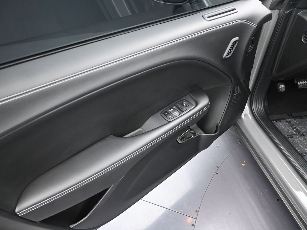 Used 2023 Dodge Challenger SRT Hellcat image 13