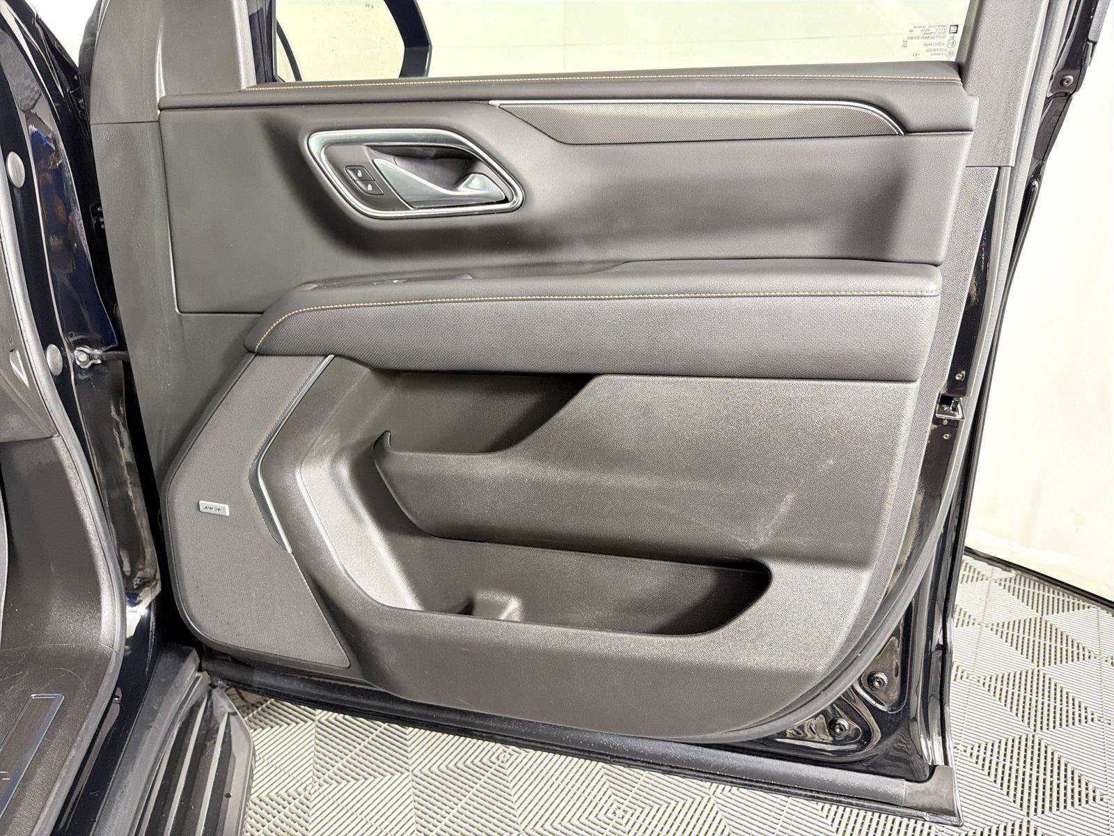 Certified 2023 GMC Yukon AT4 w/ LPO, Floor Liner Package AWD/4WD image 12