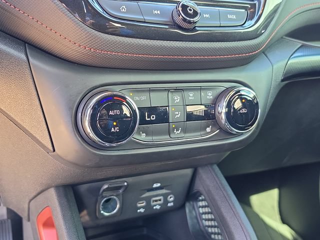 Used 2023 Chevrolet TrailBlazer RS w/ Sun and Liftgate Package FWD image 28
