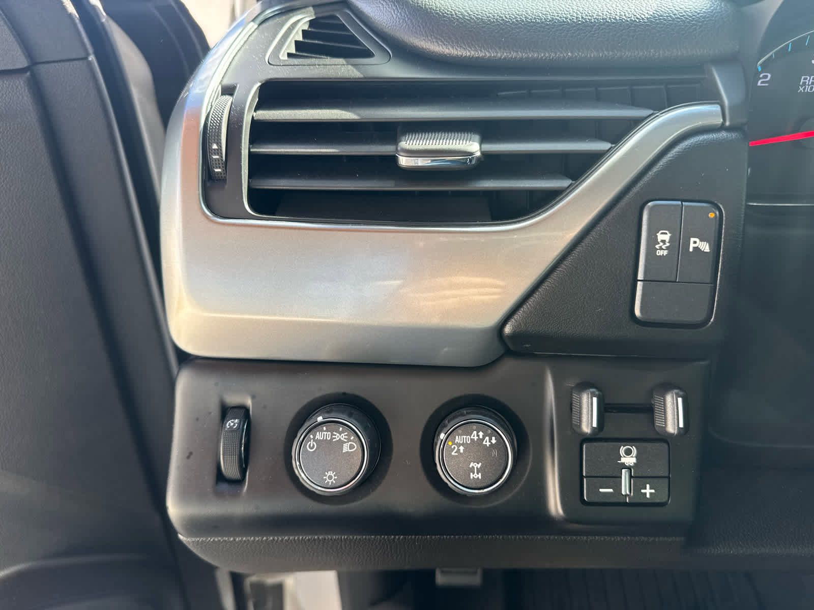 Used 2019 Chevrolet Tahoe LS w/ Max Trailering Package image 16