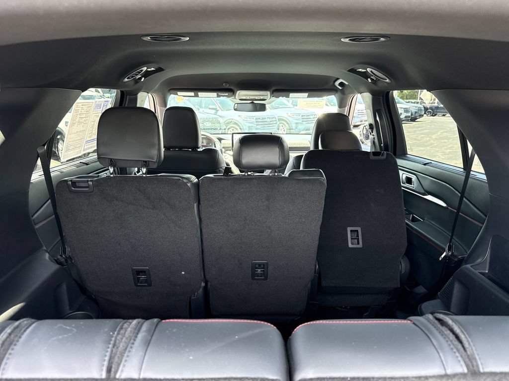 Used 2025 Ford Explorer ST-Line w/ Premium Package AWD/4WD image 14
