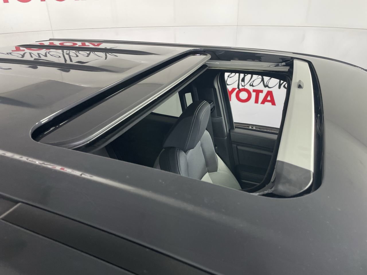 New 2026 Toyota Tacoma TRD Off-Road image 10