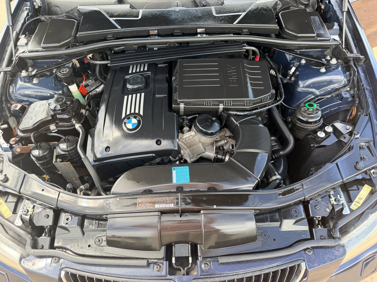 Used 2008 BMW 335xi Sedan AWD/4WD image 25
